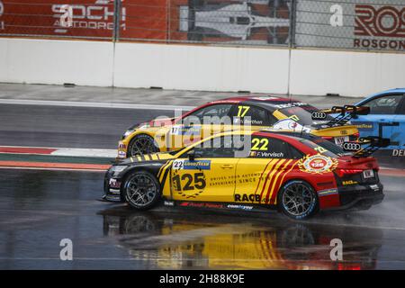 22 Vervisch Frederic (bel), Comtoyou Team Audi Sport, Audi RS 3 LMS TCR (2021), Action 17 Berthon Nathanael (Fra), Comtoyou DHL Team Audi Sport, Audi RS 3 LMS TCR (2021), Action beim FIA WTCR-Rennen 8th in Russland, 2021 Runde des FIA World Touring Car Cup 2021, Auf dem Sotschi-Autodrom, vom 27. Bis 28. November 2021 in Sotschi, Russland- Foto Xavi Bonilla / DPPI - Foto: Xavi Bonilla/DPPI/LiveMedia Stockfoto