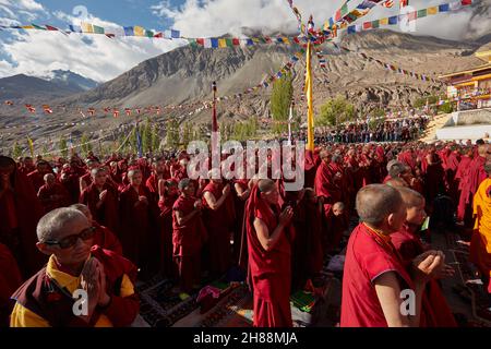 Disket, Nubra Valley.Indien.13. Juli 2017. Seine Heiligkeit, der Dalai Lama, 14, hat drei Tage lang über Kamalashilas „Phasen der Meditation“ gelehrt. Stockfoto