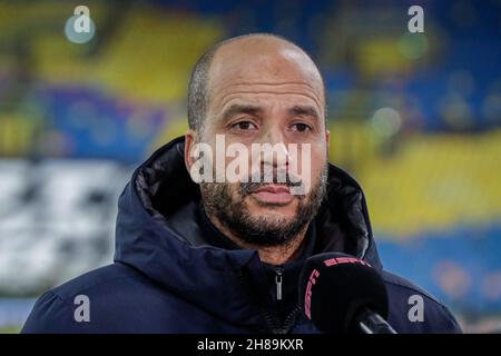 ARNHEM, NIEDERLANDE - 28. NOVEMBER: Trainer Pascal Jansen von AZ Alkmaar während des niederländischen Eredivisie-Spiels zwischen Vitesse und AZ Alkmaar am 28. November 2021 in Gelredome in Arnhem, Niederlande (Foto: Broer van den Boom/Orange Picts) Stockfoto