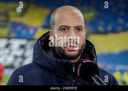 ARNHEM, NIEDERLANDE - 28. NOVEMBER: Trainer Pascal Jansen von AZ Alkmaar während des niederländischen Eredivisie-Spiels zwischen Vitesse und AZ Alkmaar am 28. November 2021 in Gelredome in Arnhem, Niederlande (Foto: Broer van den Boom/Orange Picts) Stockfoto