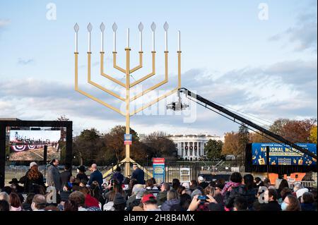 Washington, USA, 28th. November 2021. 28. November 2021 - Washington, DC, USA: Die Ellipse mit der National Menorah. (Foto: Michael Brochstein/Sipa USA) Quelle: SIPA USA/Alamy Live News Stockfoto