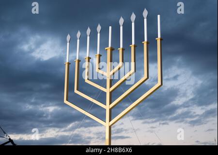 Washington, Usa. 28th. November 2021. Ein Blick auf die National Menorah. Kredit: SOPA Images Limited/Alamy Live Nachrichten Stockfoto