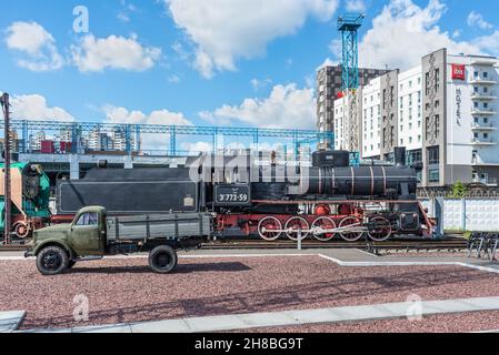 Kiew, Ukraine - 23. Mai 2021: Museum für historischen Eisenbahnverkehr in Kiew, Ukraine. Die Ausstellung historischer Lokomotiven und Waggons. Stockfoto