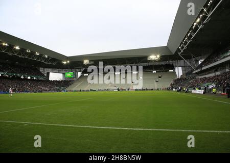 Gesamtansicht des Stadions während der französischen Meisterschaft Ligue 1 Fußballspiel zwischen AS Saint-Etienne und Paris Saint-Germain am 28. November 2021 im Geoffroy Guichard Stadion in Saint-Etienne, Frankreich - Foto: Romain Biard/DPPI/LiveMedia Stockfoto