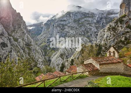 Gebirgslandschaft in Asturien. Gipfel Europas. Camarmeña. Spanien Stockfoto