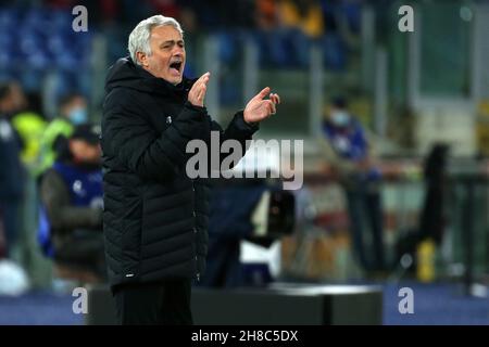 Rom, Italien. 28th. November 2021. Rom, Italien November 28 2021.Jose Mourinho (Roma) reagiert im Stadio Olimpico beim Spiel der Serie A zwischen AS Roma und dem FC Turin. (Bild: © Giuseppe Fama/Pacific Press via ZUMA Press Wire) Stockfoto