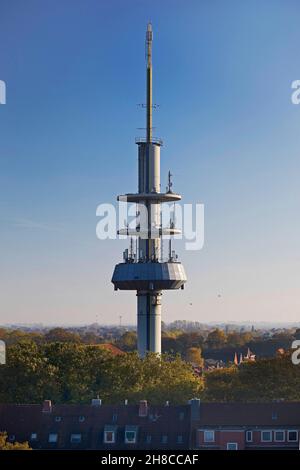 Fernsehturm, vom Rathaus aus gesehen, Deutschland, Niedersachsen, Ostfriesland, Emden Stockfoto