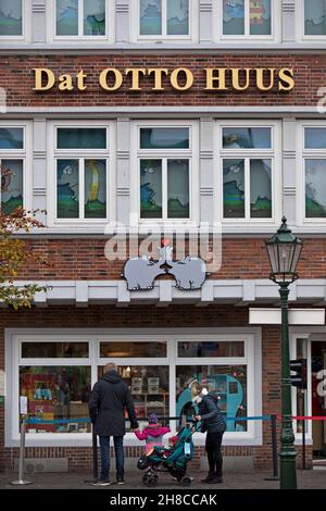 DAT Otto Huus, Otto Waalkes Museum und Fanartikelgeschaeft, Deutschland, Niedersachsen, Ostfriesland, Emden Stockfoto