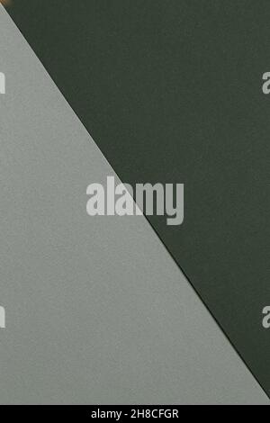 Umweltfreundliches Papier zweifarbiger Hintergrund in grünen Naturfarben. Grüne Energie. Schlankes Design und Platz für Text. Stockfoto