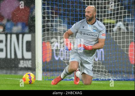 NAPELS, ITALIEN - 28. NOVEMBER: Torwart Pepe Reina von der SS Lazio während des Tim-Spiels der Serie A zwischen SSC Napoli und Lazio Roma im Stadio Diego Armando Maradona am 28. November 2021 in Napels, Italien (Foto: Ciro Santangelo/Orange Picts) Stockfoto