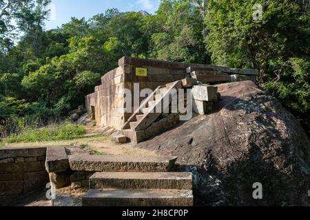 Sri Lanka, Province Centrale, Zentral Provinz, Centrale Province, Ritigala est une montagne du Centre du Sri Lanka qui abrite un ancien monastère boud Stockfoto