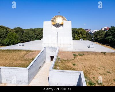 Fantastische Aussicht auf das Pantheon der Helden der Nationalen Wiedergeburt in der Stadt Ruse, Bulgarien Stockfoto