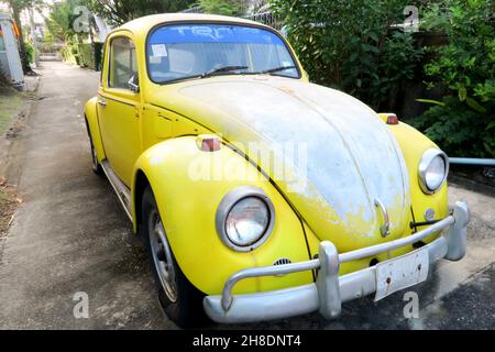 Verlassene Volkswagen Beetle, Bangkok, Thailand Stockfoto