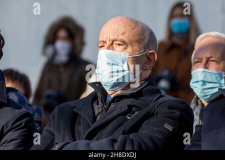 Alain Juppe bei der Einweihung des Jacques Chirac Kais am 29. November 2021 in Paris, Frankreich. Foto von Nasser Berzane/ABACAPRESS.COM Stockfoto