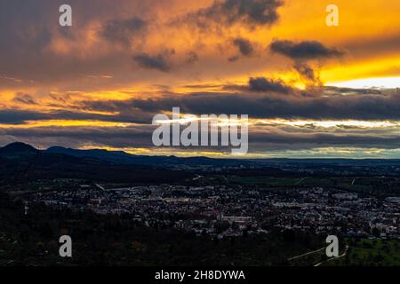 Blick auf metzingen in der untergehenden Sonne Stockfoto