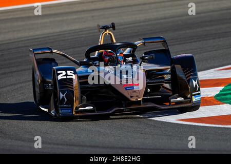 25 Vergne Jean-Eric (Fra), DS Techeetach, DS E-Tense FE21, Aktion während des Vorsaison-Tests der FIA Formel-E-Weltmeisterschaft 2021-22, auf dem Circuit Ricardo Tormo vom 28. November bis 2. Dezember 2021 in Valencia, Spanien - Foto: Joao Filipe/DPPI/LiveMedia Stockfoto
