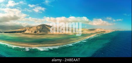 Luftaufnahme der Lagune am Sotavento Strand Fuerteventura Stockfoto