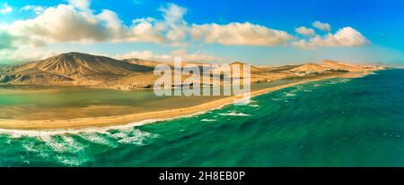 Luftaufnahme der Lagune am Sotavento Strand Fuerteventura Stockfoto