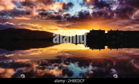 Trawsfynydd - Sonnenuntergang über Atomkraft Stockfoto