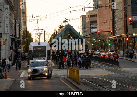 Straßenbahnhaltestelle der Stadtbahn in Hoboken New Jersey Stockfoto