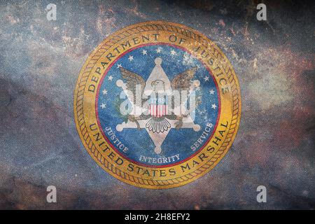 Minsk, Weißrussland - Mai, 2021: Draufsicht der Flagge des United States Marshals Service, kein Fahnenmast. Ebenendesign, Layout. Hintergrund markieren. Stockfoto