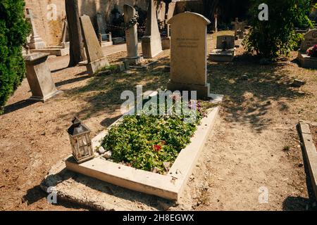 VENEDIG, ITALIEN - nov, 2021 Grabstein auf dem Grab des Joseph Brodsky. Hochwertige Fotos Stockfoto