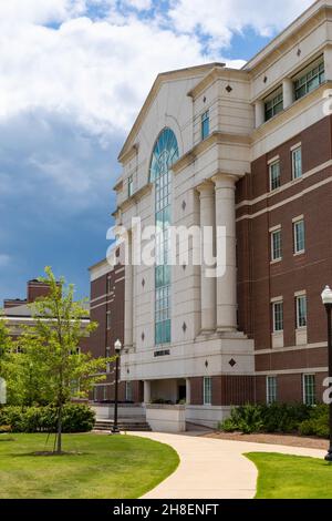 AUBURN ALABAMA, USA - 18. JUNI 2020 - Lowder Hall auf dem Campus der Auburn University, Außengebäude Stockfoto