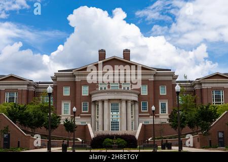 AUBURN ALABAMA, USA - 18. JUNI 2020 - Blick auf die McCartney-Terrasse von Carroll Commons auf dem Campus der Auburn University Stockfoto