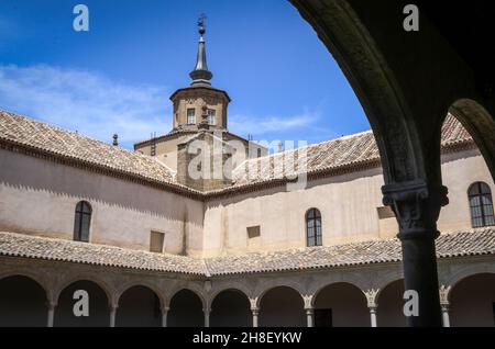 Innenhof aus dem Museum von Santa Cruz in Toledo, Spanien Stockfoto