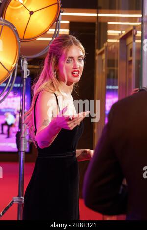 Madrid, Spanien. 30th. November 2021. Chiara Ferragni nimmt an der Premiere von Amazon Prime im Yelmo Luxury Palafox Luchana in Madrid Teil. (Foto: Atilano Garcia/SOPA Images/Sipa USA) Quelle: SIPA USA/Alamy Live News Stockfoto
