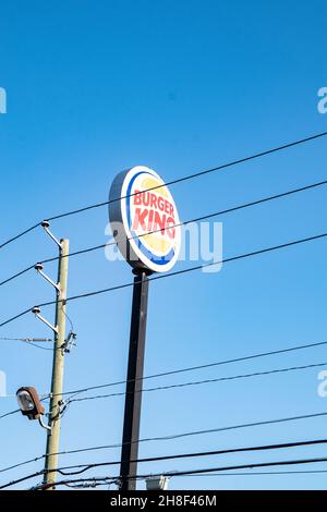 Augusta, GA USA - 07 16 21: Burger King Fast Food Restaurant Seite Stockfoto