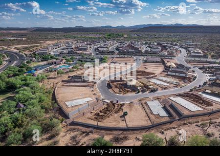 Neubau des Hauses in Rancho Sahuarita, Arizona, Drohne geschossen Stockfoto