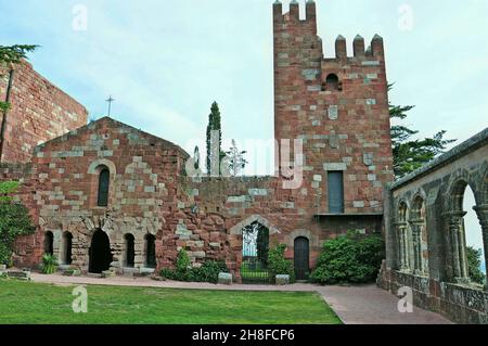 Schloss Kloster von San Miguel de Escornalbou in Riudecañas Region Baix Camp Provinz Tarragona, Katalonien, Spanien Stockfoto