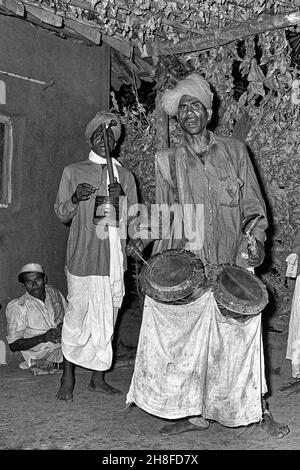 Gondhali lokale Volkstanz Form der Konkan Bereich des Staates Maharashtra Indien Stockfoto