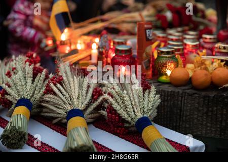 KIEW, UKRAINE - 27. November 2021: Gedenkfeier für die Opfer des 1923-1933-jährigen Hungertodes in der Ukraine Stockfoto