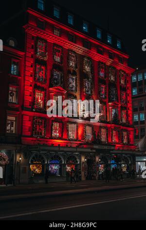 Fortnum & Mason's Weihnachts-Ausstellung 2021 Stockfoto