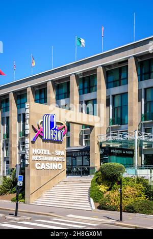 Eingang des Hotelkomplexes Pasino in Le Havre, Frankreich, mit Casino, Restaurants und Spa. Stockfoto