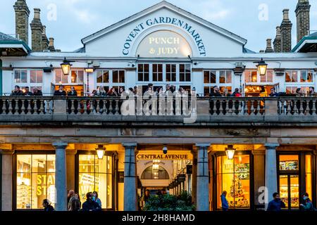 The Punch and Judy Pub, Covent Garden, London, Großbritannien. Stockfoto