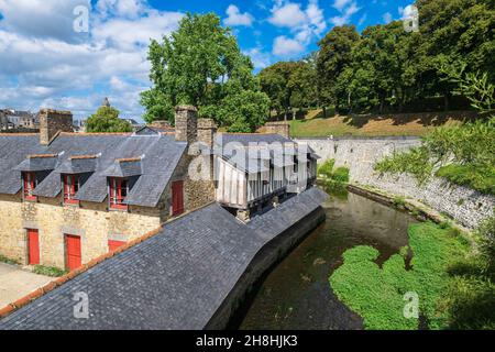 Frankreich, Morbihan, Golf von Morbihan, Vannes, Stadt der Kunst und Geschichte, historisches Zentrum, die Garenne Waschhäuser, die zwischen 1817 und 1821 am rechten Ufer des Flusses Marle erbaut wurden Stockfoto