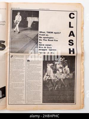 Feature zu The Clash in 1970s NME Magazine Stockfoto