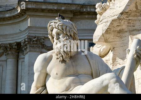 Italien, Latium, Rom, historisches Zentrum, das von der UNESCO zum Weltkulturerbe erklärt wurde, Piazza Navona (Piazza Navona), Fontana dei Quattro Fiumi (Brunnen der vier Ströme) von Bernini, Statue des Ganges Stockfoto
