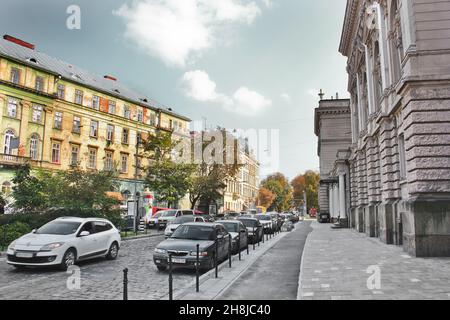 Lviv, Ukraine - 23. August 2018: Schöne Straße der historischen Stadt Lviv Stockfoto