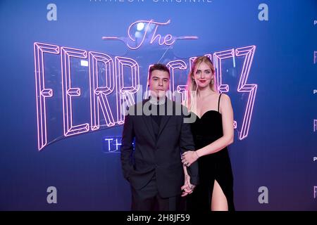 29. November 2021, Madrid, Madrid, Spanien: CHIARA FERRAGNI und FEDEZ (Federico Leonardo Lucia) nehmen an der Premiere von ‘The Ferragnez’ im Yelmo Luxury Palafox Teil. (Bild: © Jack Abuin/ZUMA Press Wire) Stockfoto