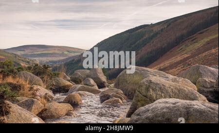 Blick auf das Glendasan Valley, Teil des Wicklow Gap, County Wicklow, Irland. Stockfoto