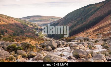 Blick auf das Glendasan Valley, Teil des Wicklow Gap, County Wicklow, Irland. Stockfoto