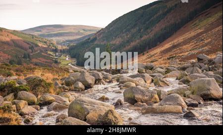 Blick auf das Glendasan Valley, Teil des Wicklow Gap, County Wicklow, Irland. Stockfoto