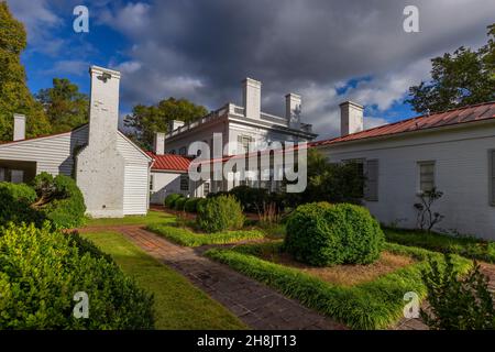 Kingsport, Tennessee, USA - 26. September 2021: Allandale Mansion und Anwesen, erbaut 150 im Besitz von Harvey und Ruth Brooks, die Black Angus Katze großgezogen haben Stockfoto