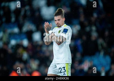 LEEDS, ENGLAND - 30. NOVEMBER: Kalvin Phillips aus Leeds United feiert während des Premier League-Spiels zwischen Leeds United und Crystal Palace in der Elland Road am 30. November 2021 in Leeds, England. (Foto von Sebastian Frej) Stockfoto