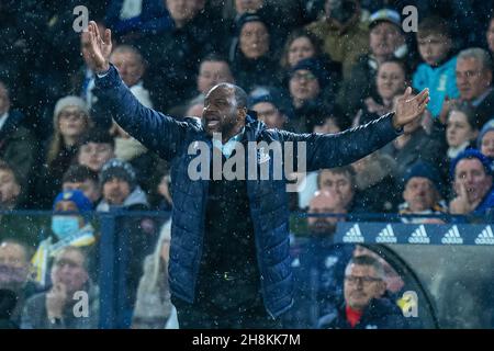 LEEDS, ENGLAND - 30. NOVEMBER: manager Patrick Vieira von Crystal Palace während des Premier League-Spiels zwischen Leeds United und Crystal Palace in der Elland Road am 30. November 2021 in Leeds, England. (Foto von Sebastian Frej) Stockfoto