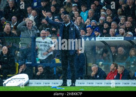 LEEDS, ENGLAND - 30. NOVEMBER: manager Patrick Vieira von Crystal Palace während des Premier League-Spiels zwischen Leeds United und Crystal Palace in der Elland Road am 30. November 2021 in Leeds, England. (Foto von Sebastian Frej) Stockfoto